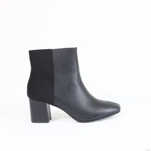 Clarks Black Leather Boots sz 11 NEW Women Bootie Block Heel Chantelle
